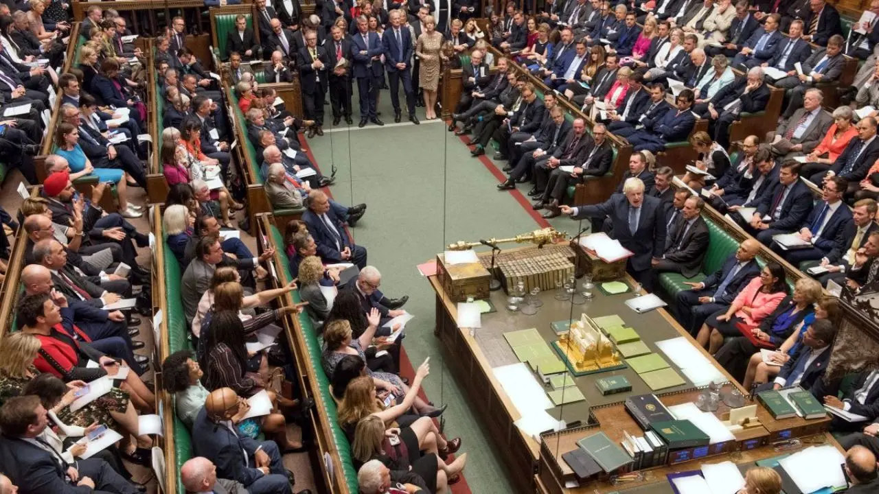 تعلیق پارلمان انگلیس لغو شد