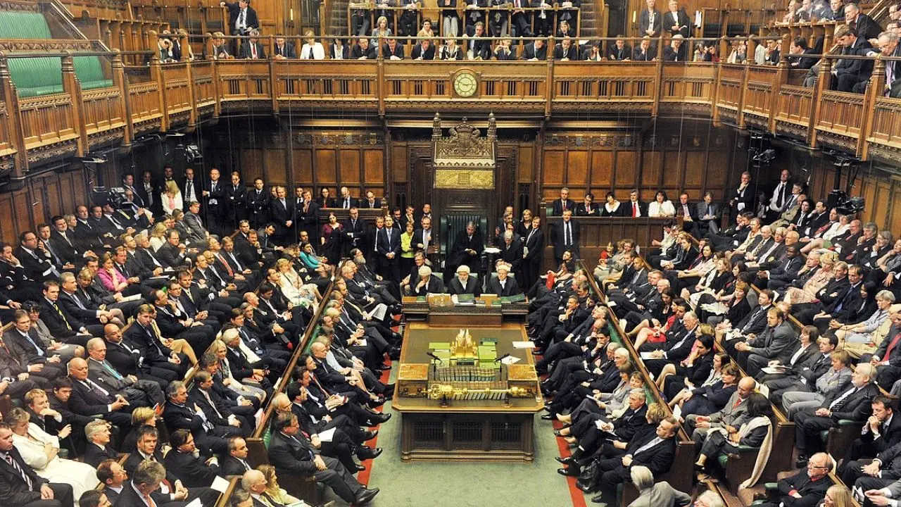 رئیس مجلس عوام انگلیس از برگزاری نشست پارلمان خبر داد