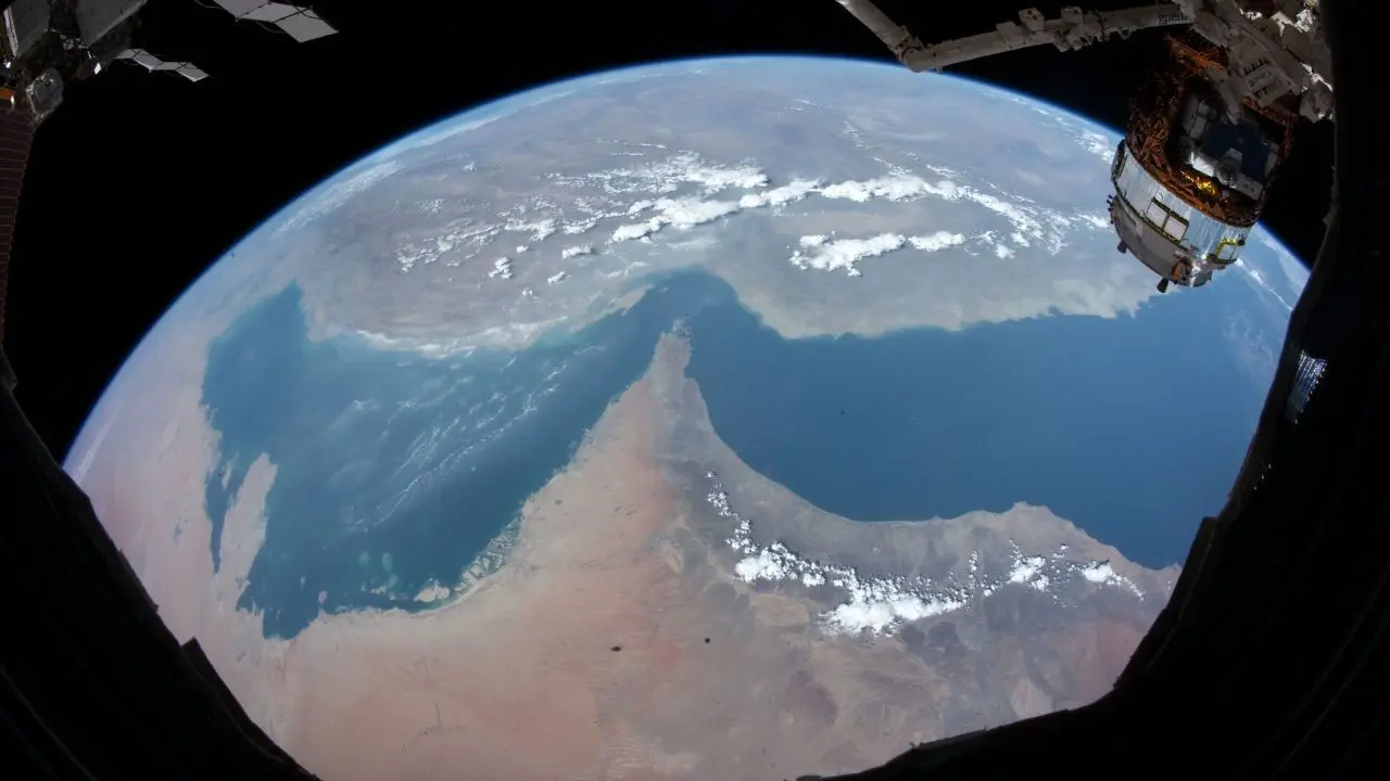 عکسی که فضانورد اماراتی از خلیج‌فارس منتشر کرد