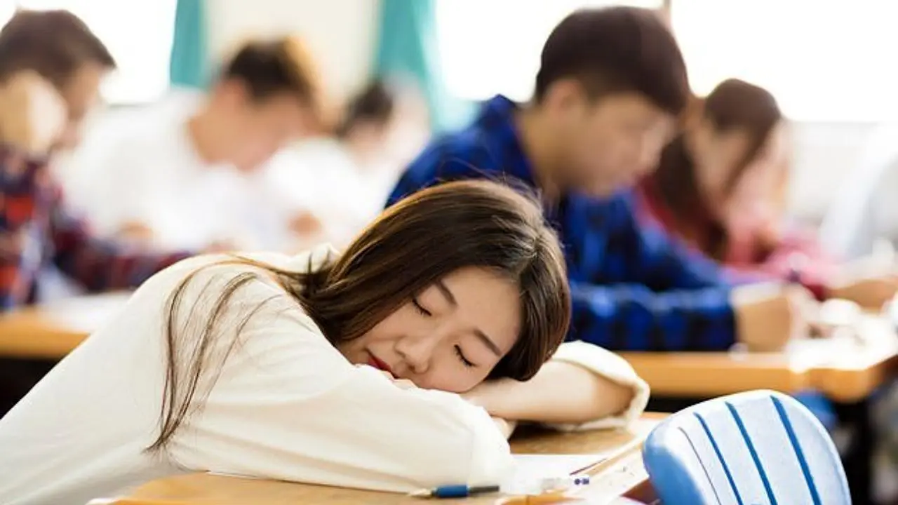 دانشجویان کمتر از 7 ساعت در شب نخوابند