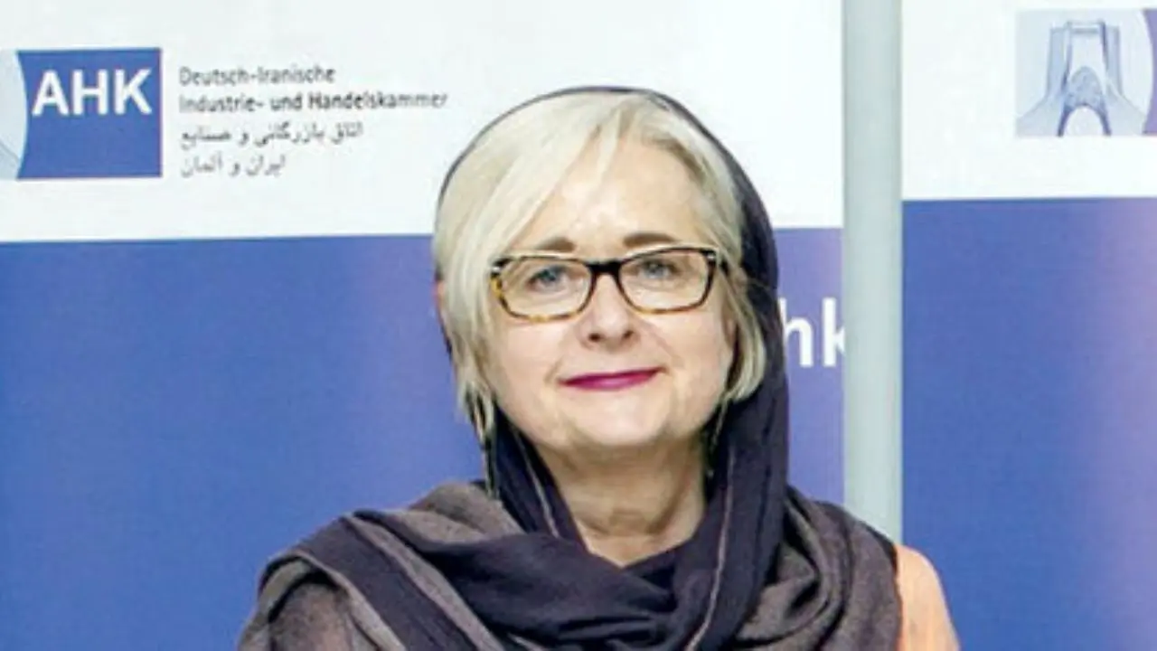 کاهش 50 درصدی حجم مبادلات ایران و آلمان/ فولکس واگن ترکیه را به جای ایران انتخاب کند/ آلمان تحریم‌های آمریکا را با ترس دنبال می‌کند