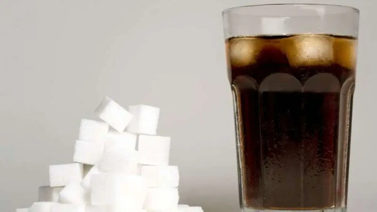ممنوعیت تبلیغات نوشیدنی‌های قندی در سنگاپور برای مبارزه با دیابت