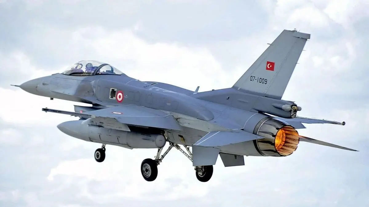 حمله هوایی ترکیه به مواضع کُردها در سوریه آغاز شد