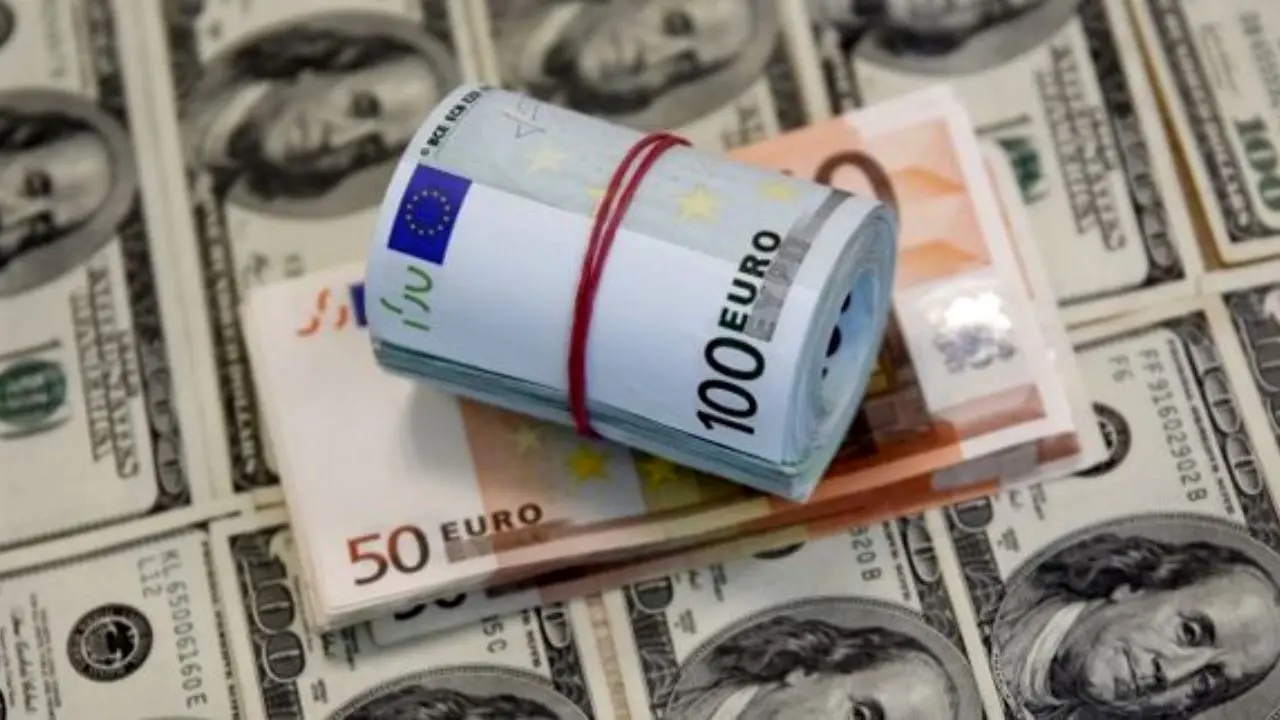 نرخ رسمی یورو و پوند کاهش یافت/قیمت دلار ثابت ماند