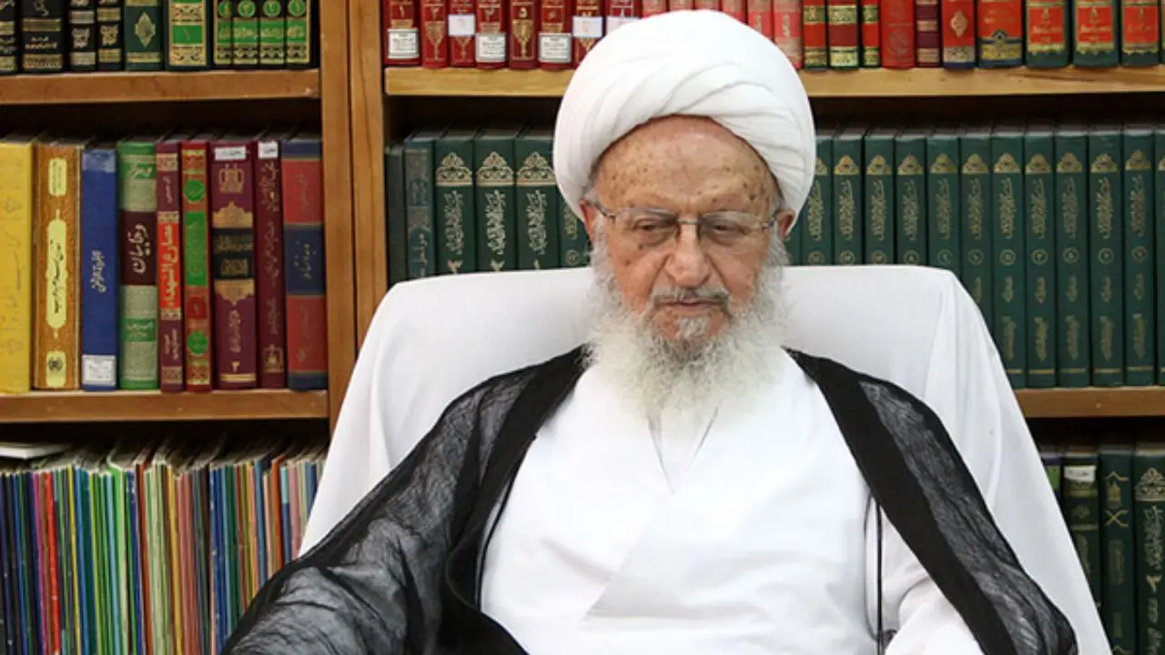 بستری شدن آیت الله مکارم شیرازی در تهران