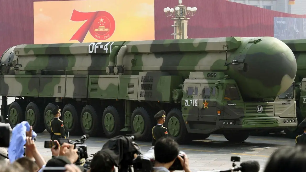«چین» از موشک قدرتمند جدید اتمی خود رونمایی کرد