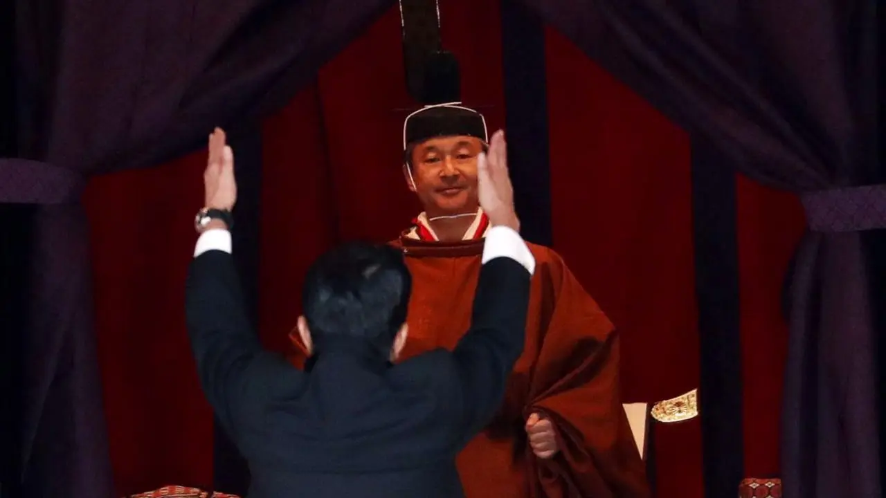 «ناروهیتو» رسماً بر تخت پادشاهی ژاپن نشست + ویدئو