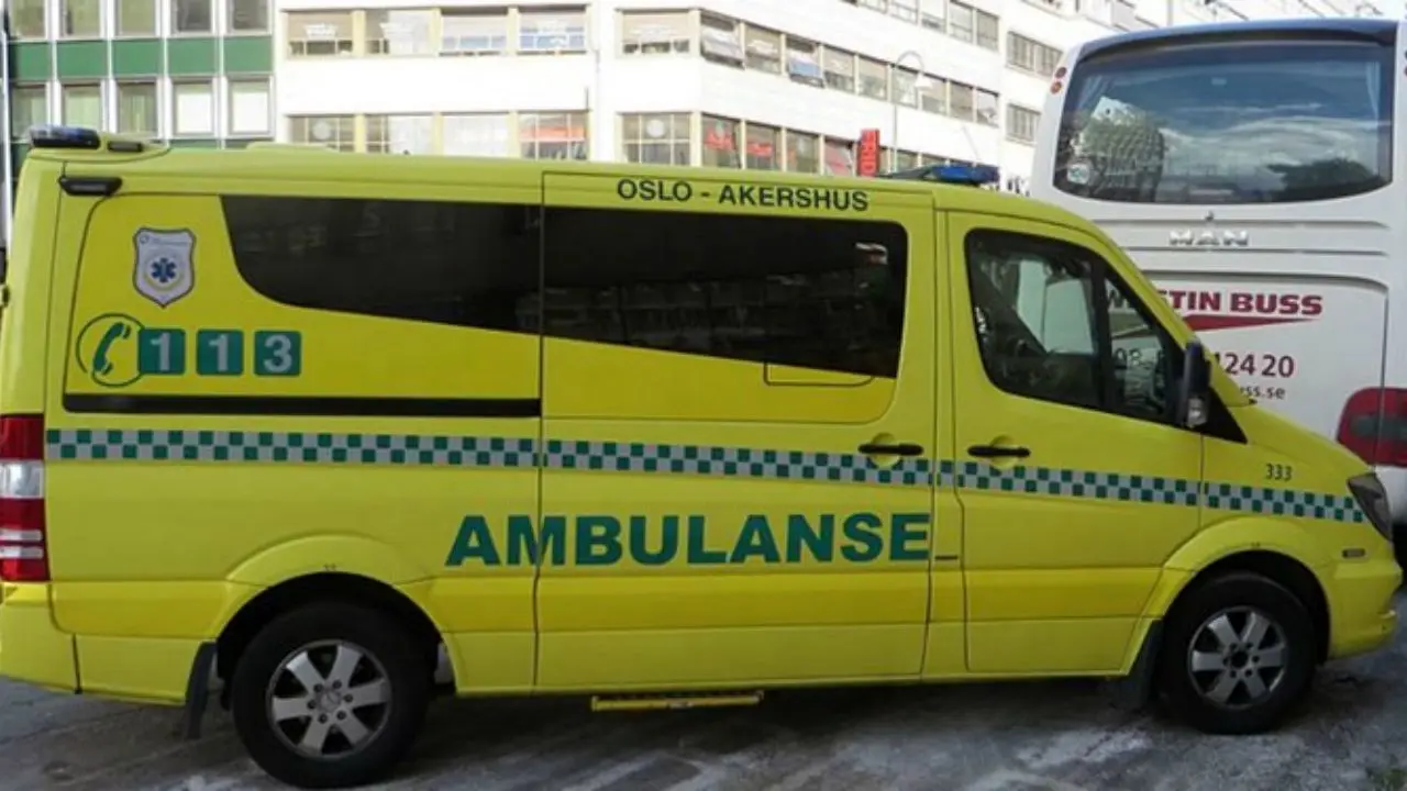 راننده روانی با آمبولانس به عابران در «اسلو» حمله کرد + ویدئو