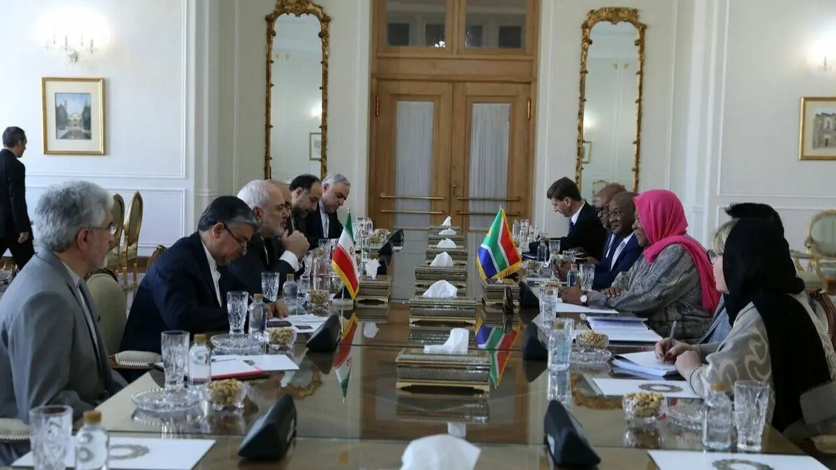 «ظریف» با وزیر امور خارجه آفریقای جنوبی دیدار کرد