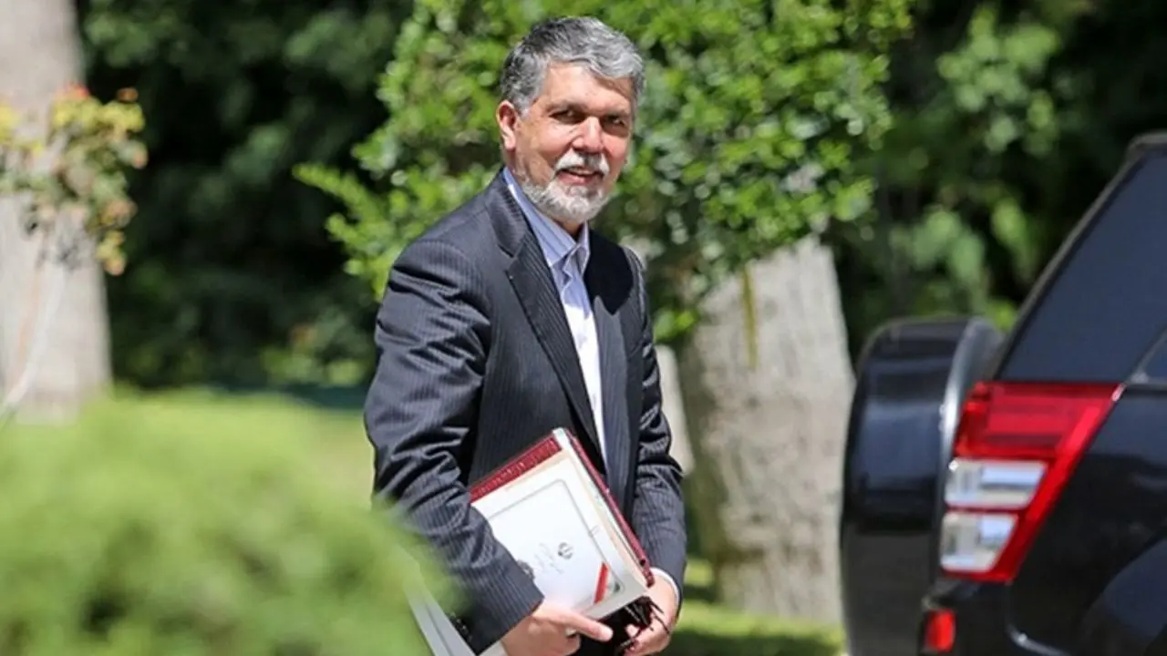 کاغذ در حال حاضر شرایط بهتری دارد/ از سال 95 تا 97 صندوق بیمه هنرمندان در تعداد افراد و هم در مبلغ 2 برابر شده است