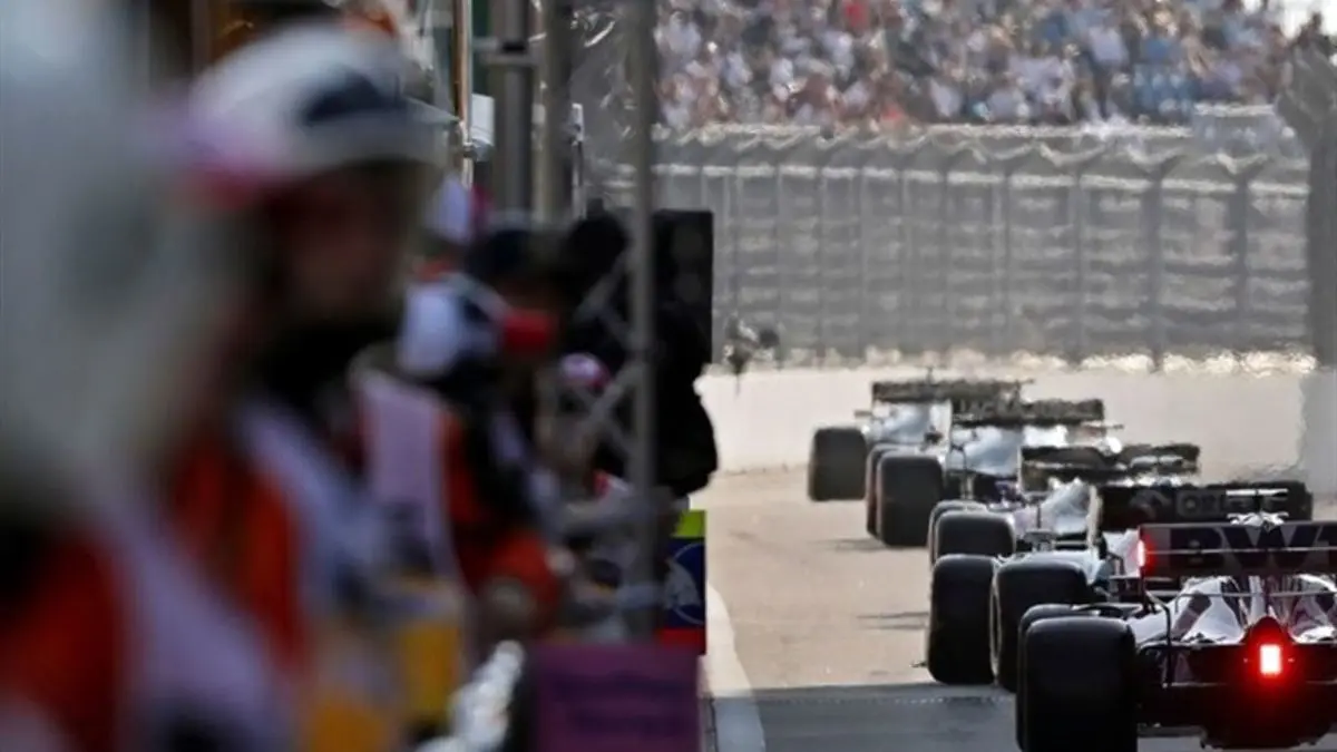 درخواست تیم‌های فرمول یک از فدراسیون جهانی برای بررسی موتور فراری