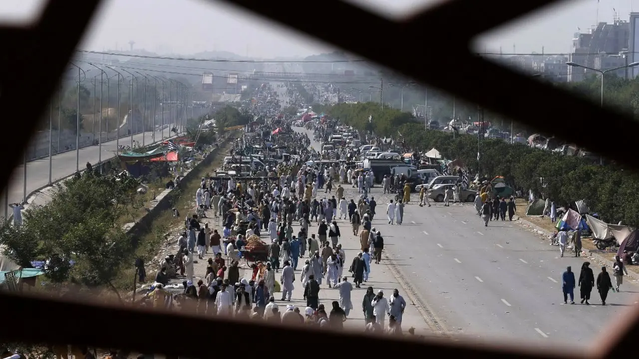 معترضان پاکستانی خواستار استعفای دولت شدند + ویدئو
