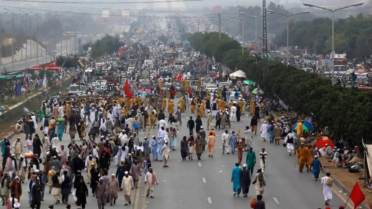 9 هزار پلیس ضدشورش در پایتخت پاکستان مستقر شد