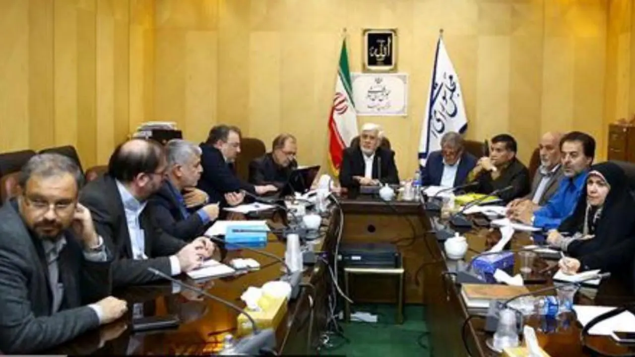 نشست بررسی طرح جدایی ری از تهران برگزار شد