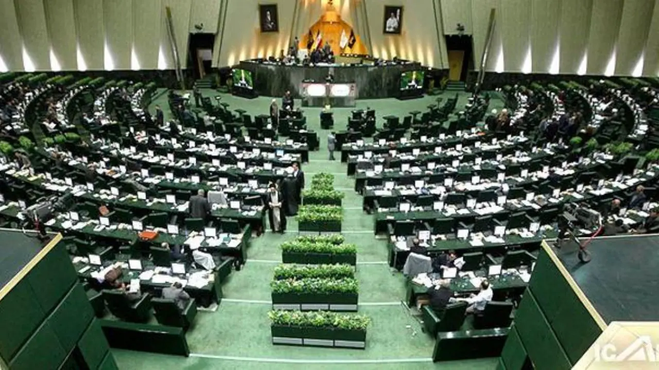 آغاز جلسه علنی مجلس/ سوال از حجتی در دستور کار پارلمان