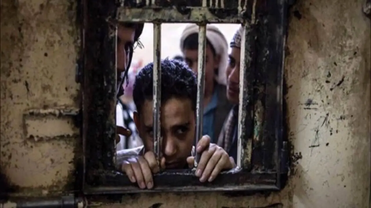 لوموند: امارات 18 زندان مخفی در یمن دارد