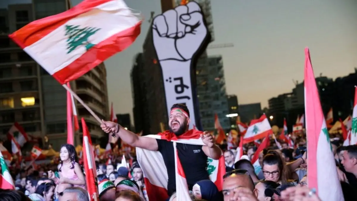 آخرین خبرها از وضعیت اعتراضات در لبنان + ویدئو