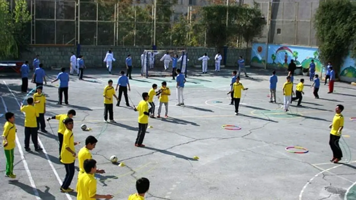 تعطیلی زنگ ورزش مدارس تهران در پی تداوم آلودگی هوا