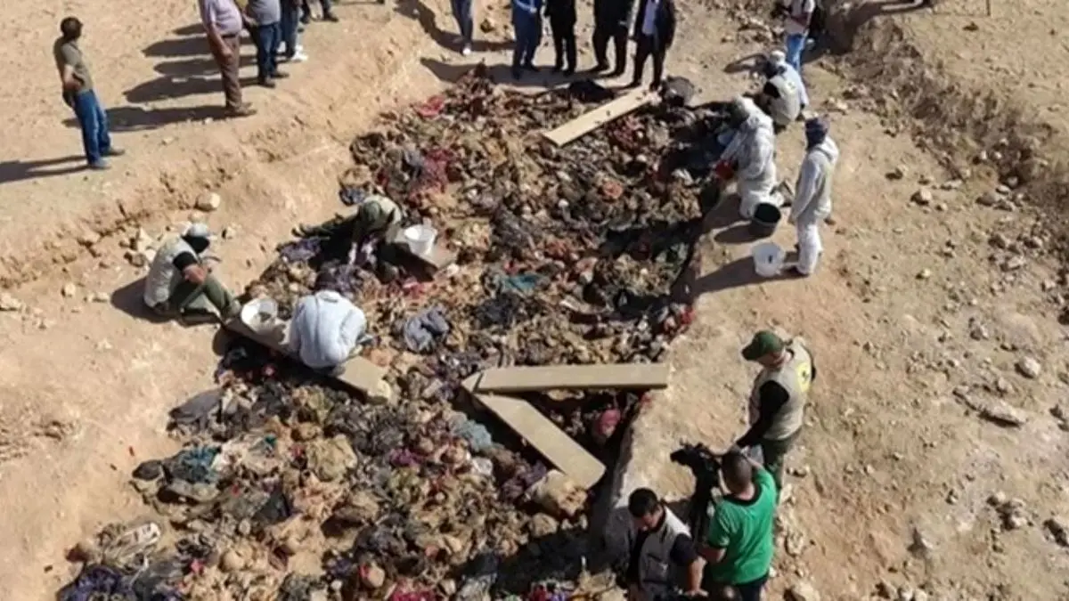10 گور جمعی قربانیان رژیم صدام در جنوب عراق کشف شد
