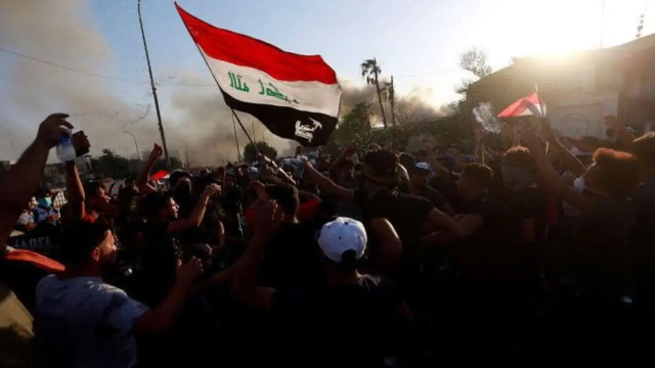 حضور شیر در تظاهرات عراق