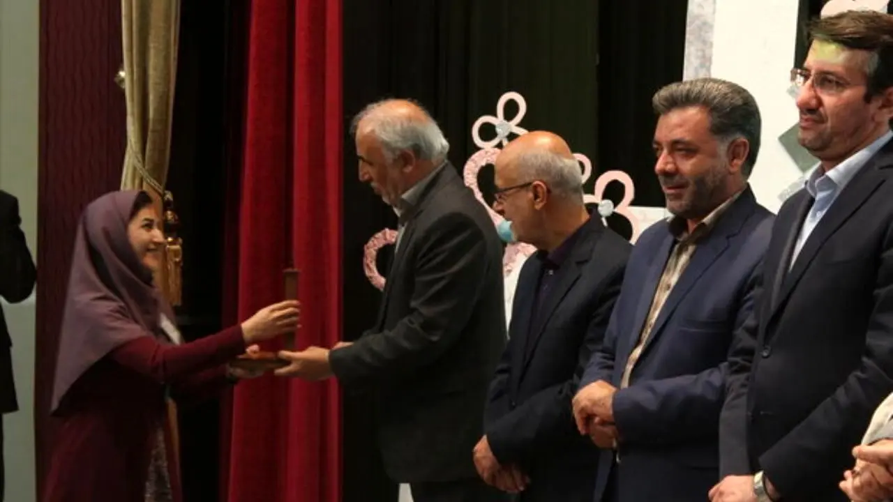 برگزیدگان منطقه یک جشنواره قصه‌گویی اعلام شدند