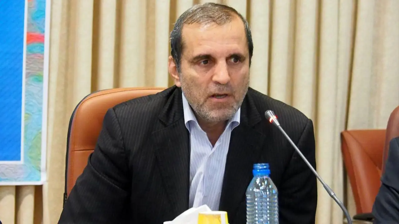 بودجه دو سالانه با قانون اساسی مغایرت دارد/ هفدهم ماه جاری بودجه سال 99 توسط رئیس‌جمهوری ارائه می‌شود