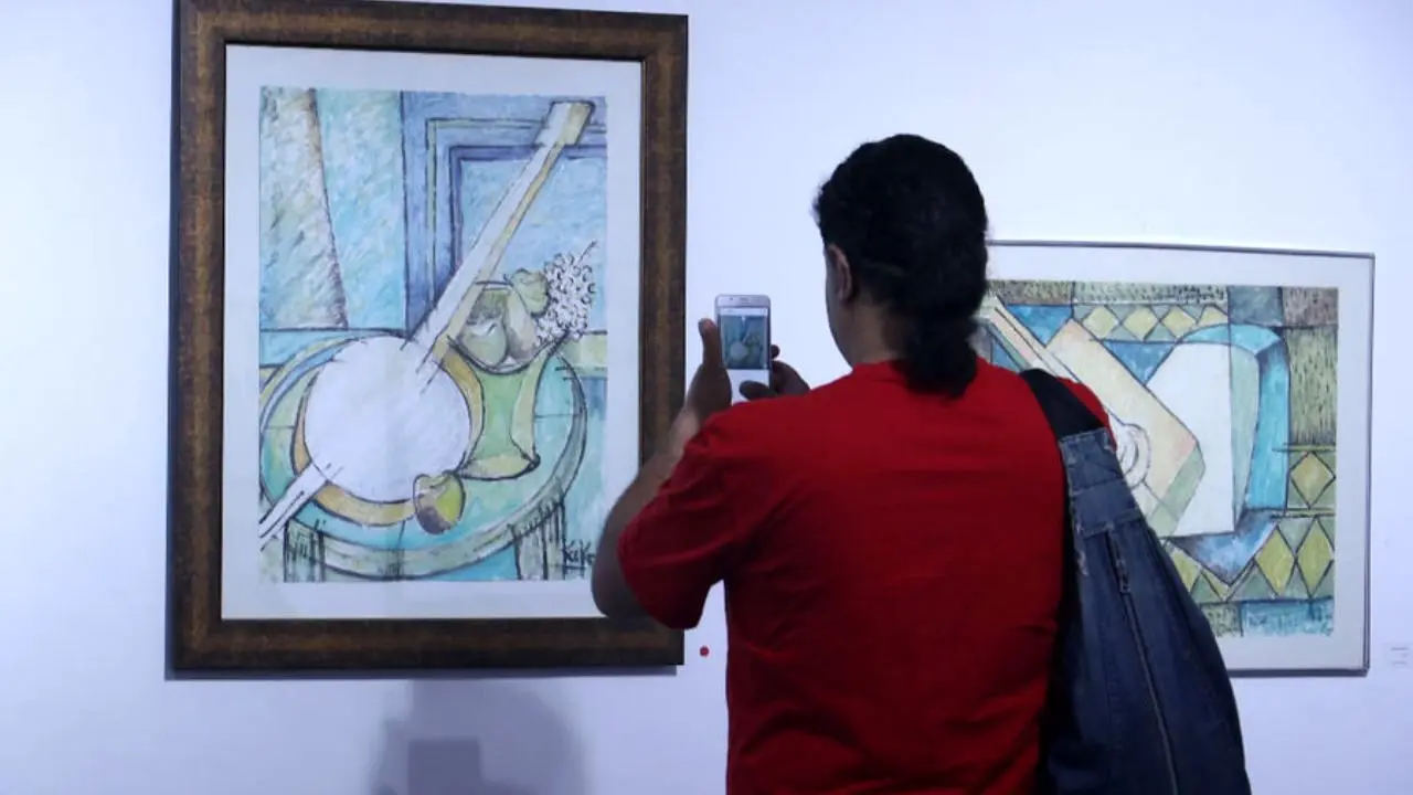 نمایشگاه آثار نقاشی هنرمندان نوگرا در گالری میلاد برپا شد