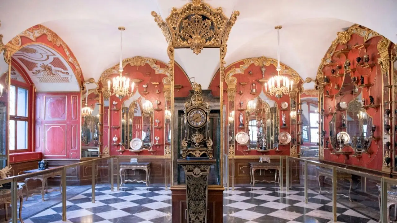 سرقت میلیارد‌ها یورو جواهر از موزه فوق‌امنیتی «طاق سبز» آلمان + ویدئو