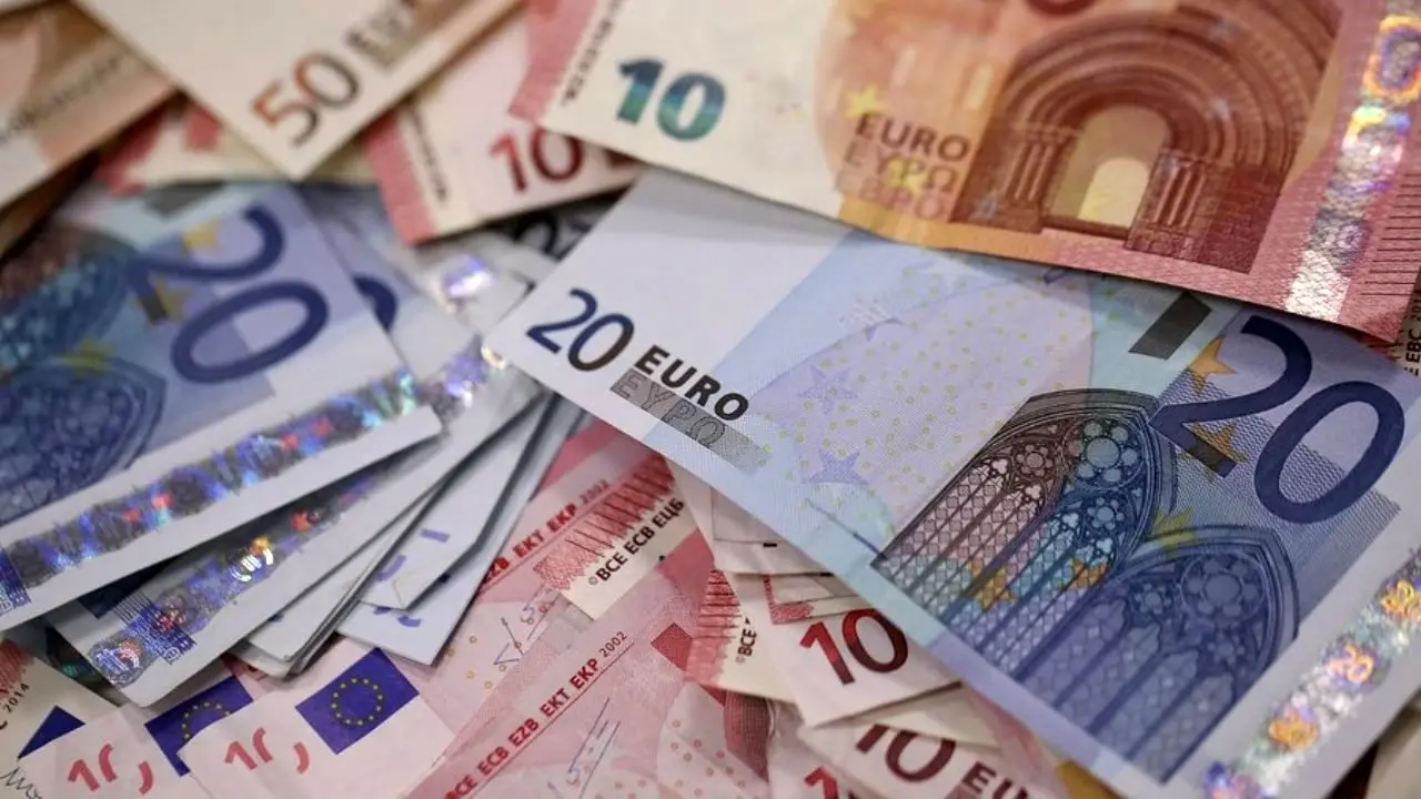 نرخ رسمی پوند و یورو در مسیر نزولی