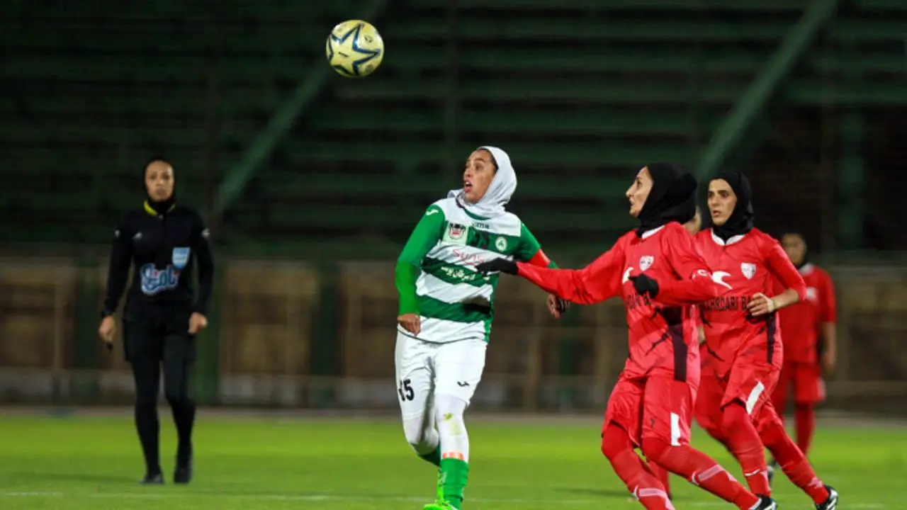 انصراف 2 تیم از لیگ برتر فوتبال زنان