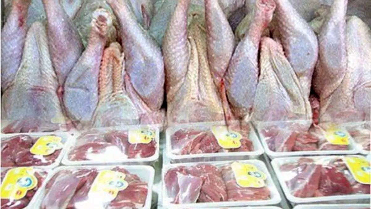 مرغ در سراشیبی قیمت/زیان روزانه صنعت مرغ گوشتی به 900 میلیارد تومان رسید