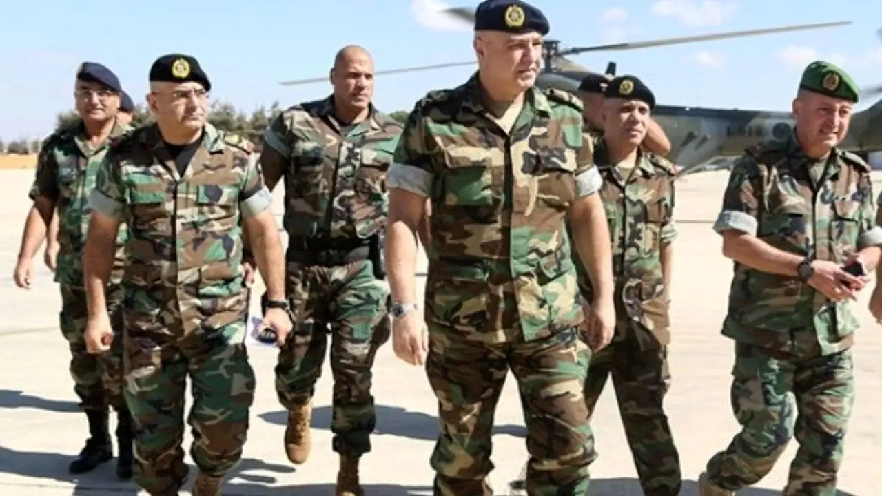 فرمانده ارتش لبنان بر استمرار مبارزه با تروریست‌ها تاکید کرد