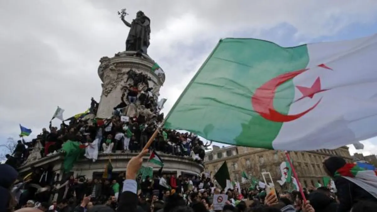 محاکمه سران نظام سابق الجزایر بدون حضور وکلای مدافع