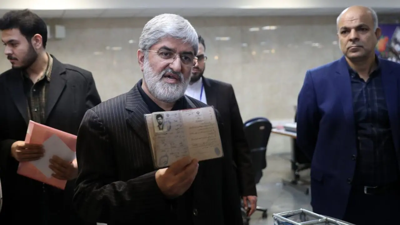 علی مطهری در انتخابات مجلس ثبت‌نام کرد + عکس