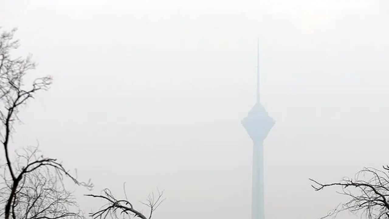 تهران غرق در دود