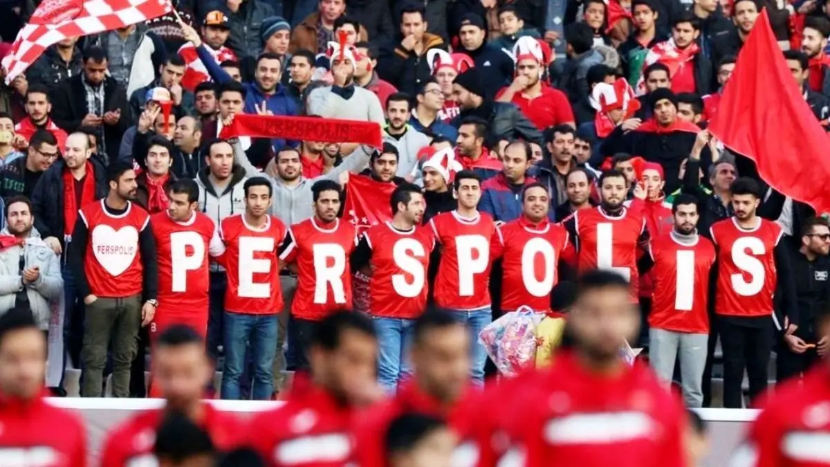 سازمان لیگ اعلام کرده که بازی پرسپولیس و نساجی مازندران برگزار می‌شود/ بازیکنان پرسپولیس آماده رفتن به ورزشگاه آزادی هستند
