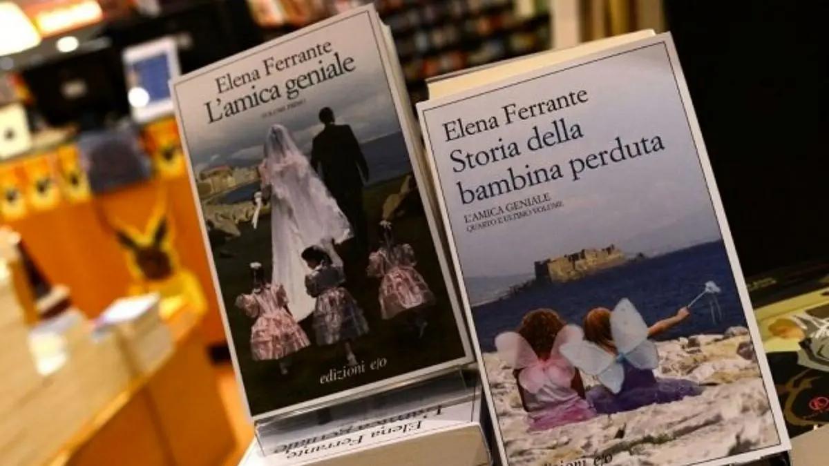 رمان‌های «النا فرانته» بهترین مجموعه کتاب دهه شناخته شد
