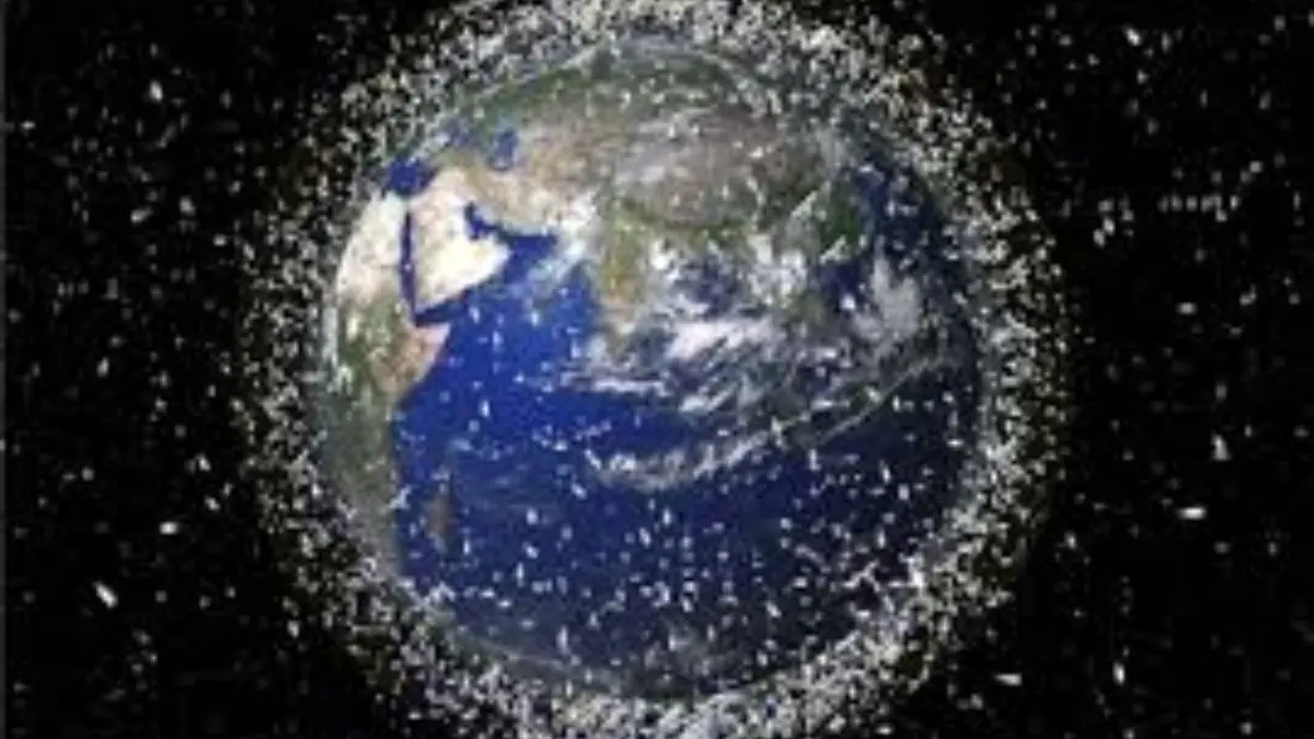 ماموریت حذف زباله از مدار زمین در 2025 انجام می‌شود