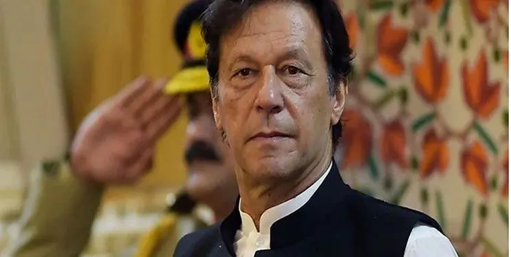 عمران خان: برای پاکستان می‌جنگم