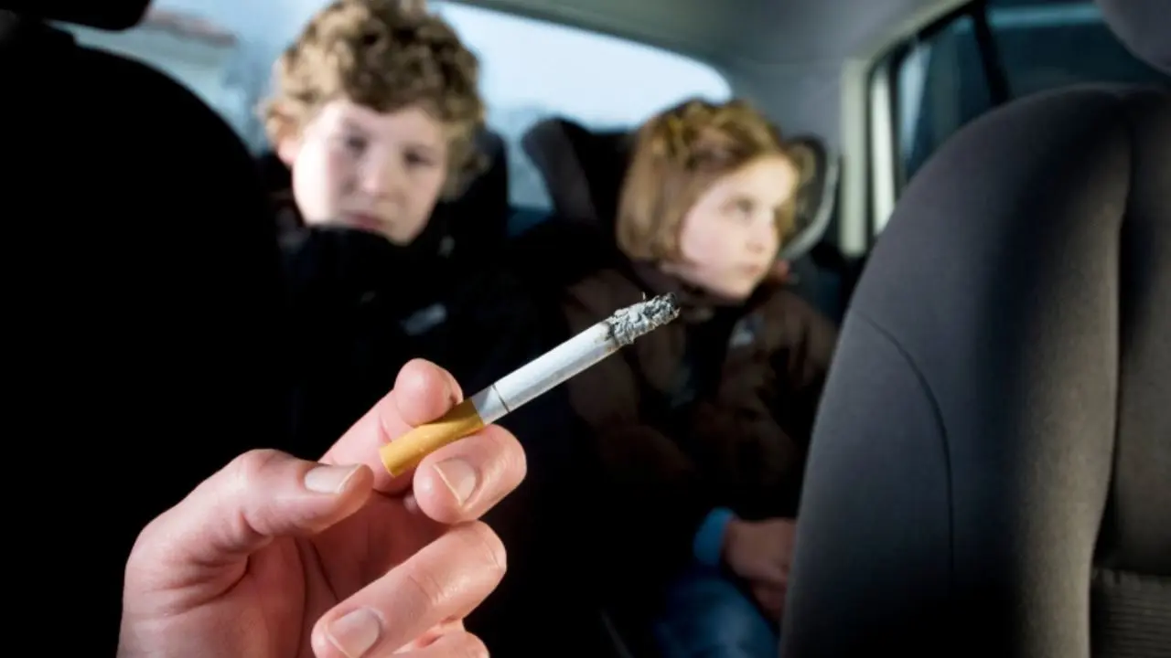 عوارض دود سیگار برای کودکان چیست؟
