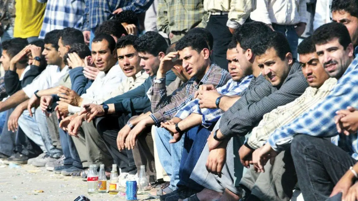 ایران چقدر بیکار دارای درآمد دارد؟