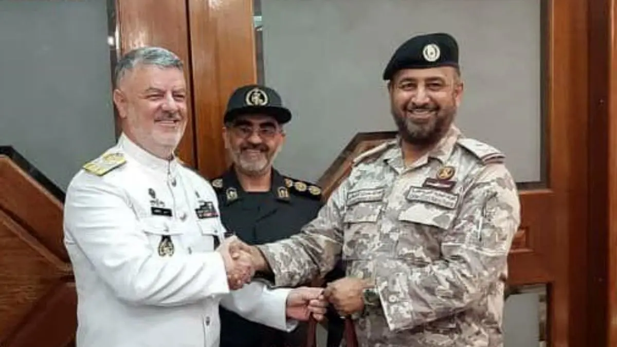 دریادار خانزادی با فرمانده نیروی دریایی قطر دیدار کرد