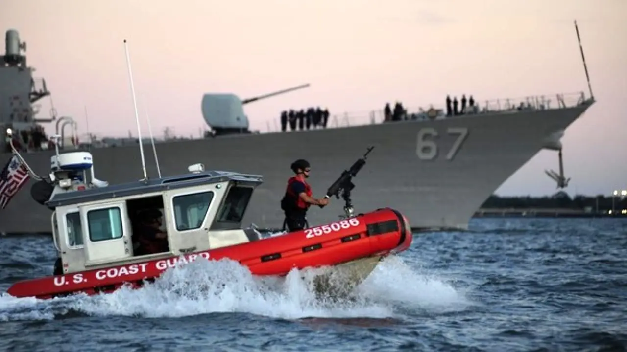 نیروی دریایی آمریکا مدعی نجات سه دریانورد ایرانی شد