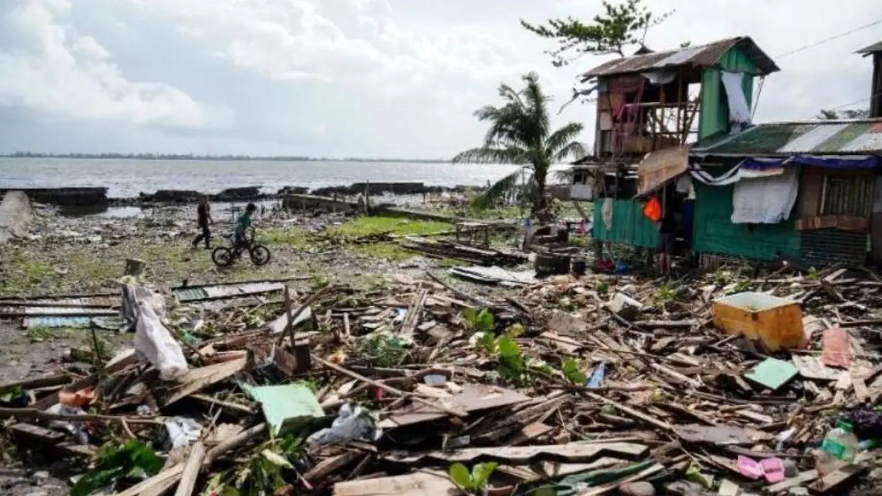 توفان در فیلیپین 21 کشته برجای گذاشت