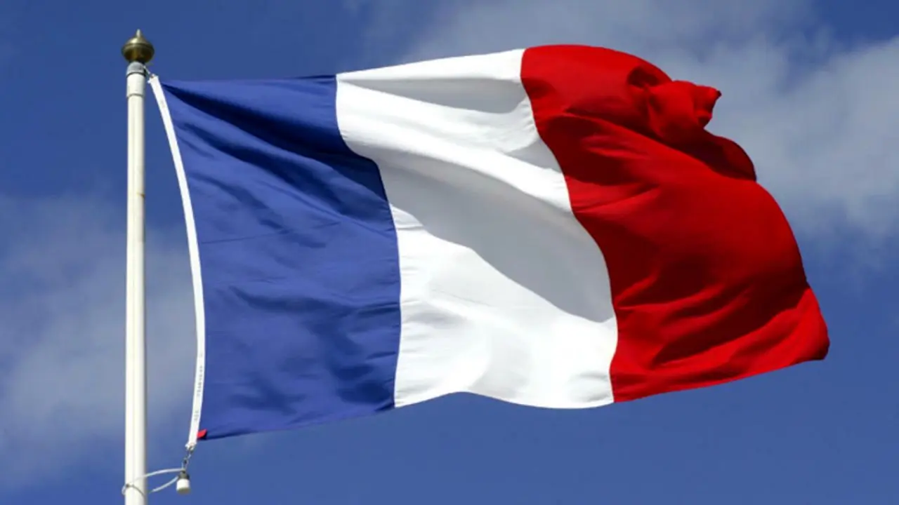توصیه فرانسه به شهروندانش در پی اعلام 3 روز عزای عمومی در ایران