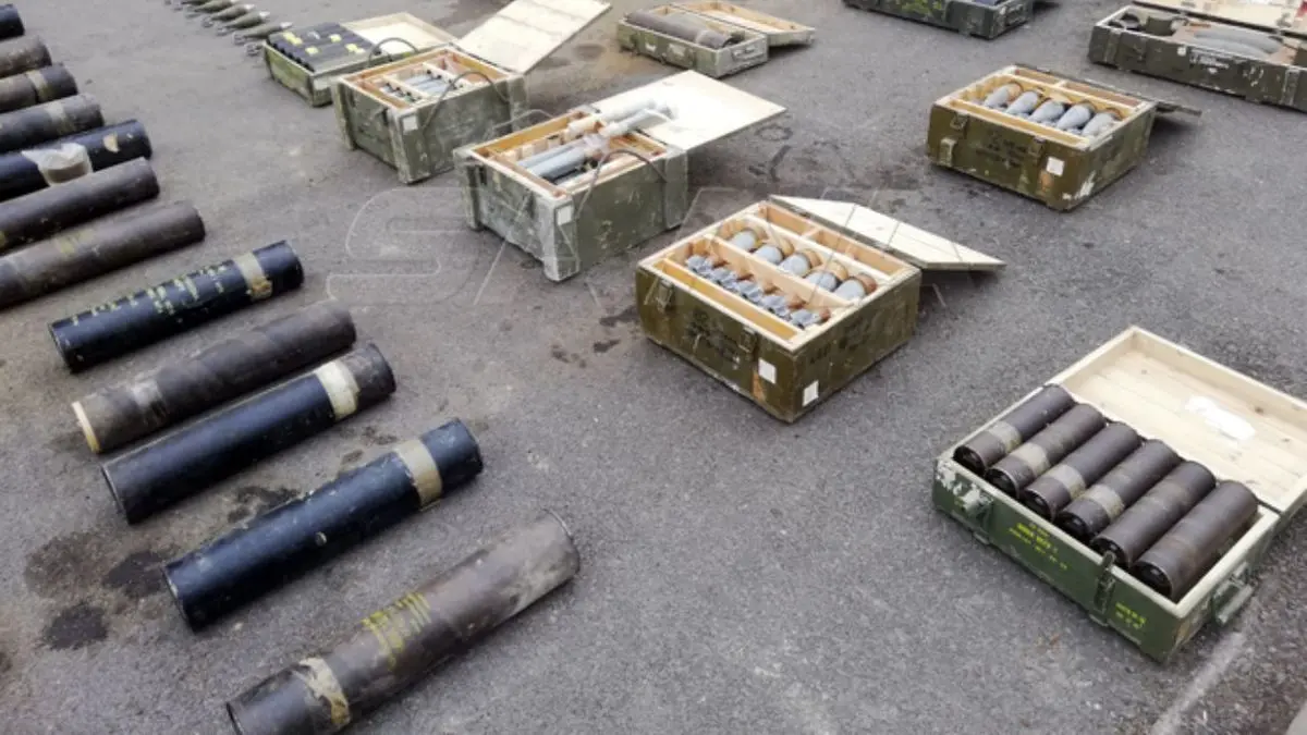 کشف سلاح‌های اسرائیلی از پایگاه تروریست‌ها در سوریه