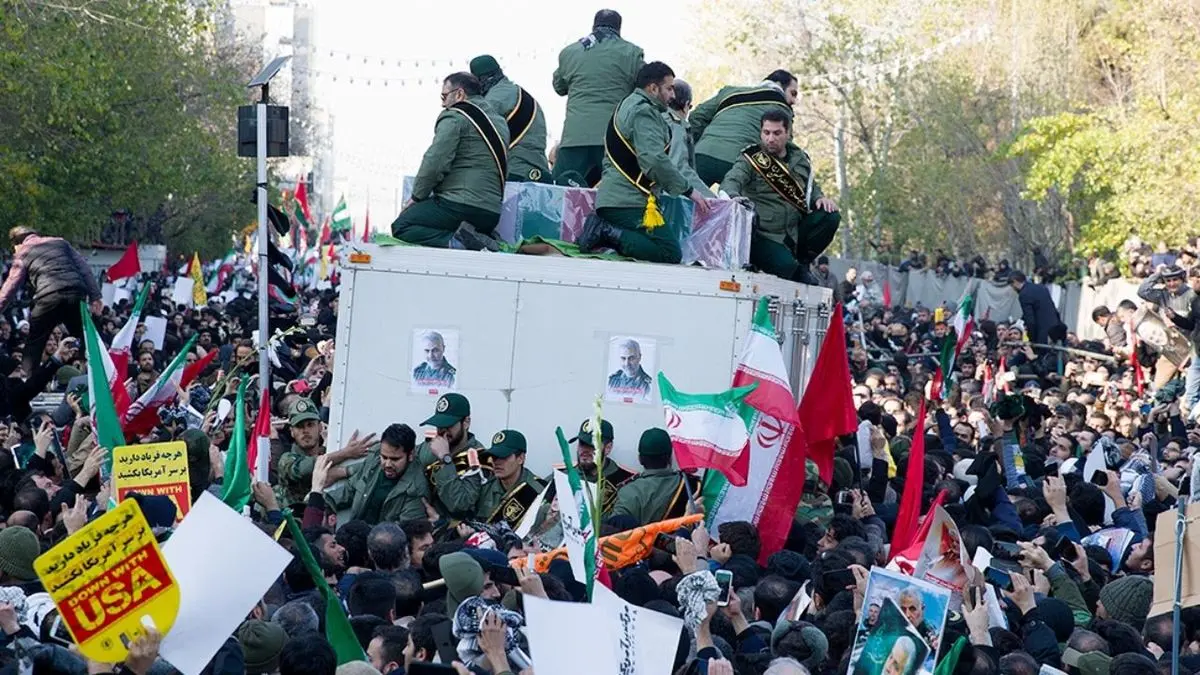 الجزیره: مردم تهران به سردار سلیمانی ادای احترام کردند/ احتمال انتقام‌ بعد از پایان عزاداری وجود دارد