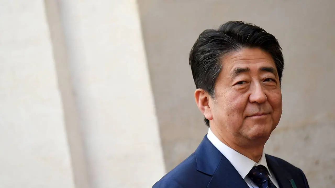 نخست‌وزیر ژاپن به تصمیم استقرار نیرو در خاورمیانه پایبند است
