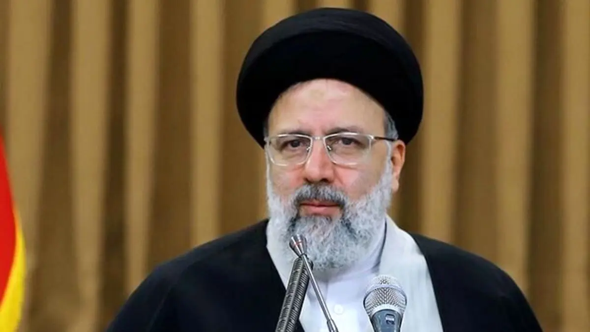 مقاومت ملت و ناکارآمد بودن دشمنی با ایران اسلامی دو راهبرد مهم سخنان رهبری بود