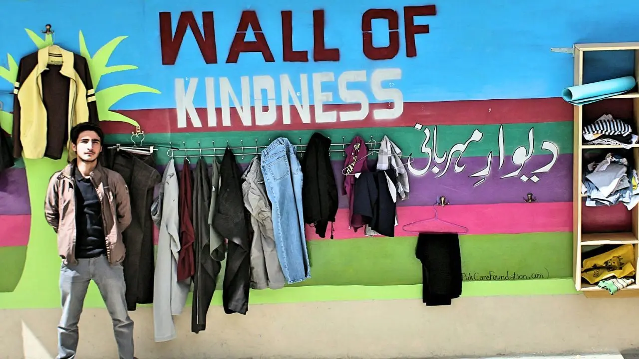 دیوار مهربانی در «ایتالیا» + ویدئو